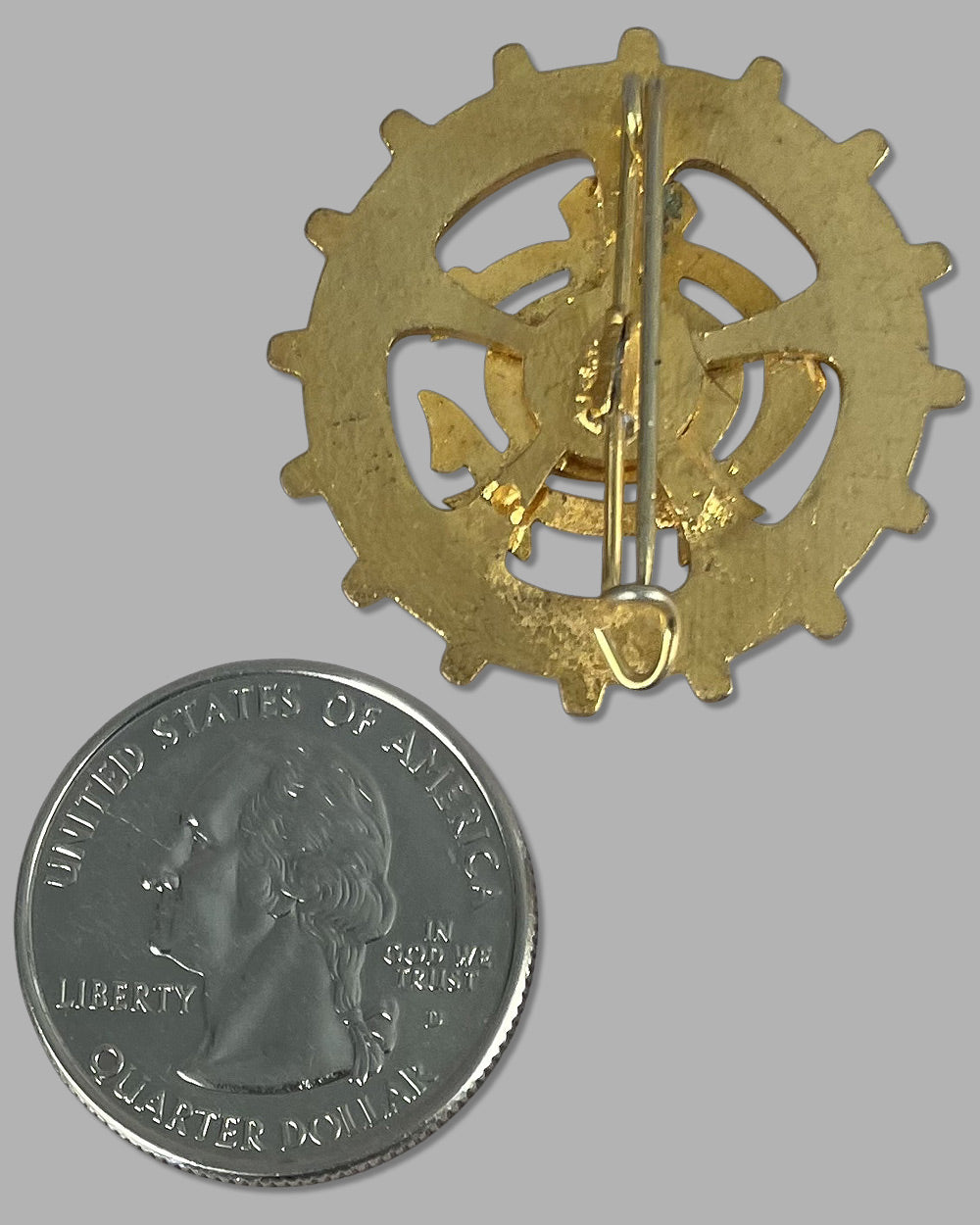 Vintage ACO (Automobile Club de L’Ouest) lapel pin 2