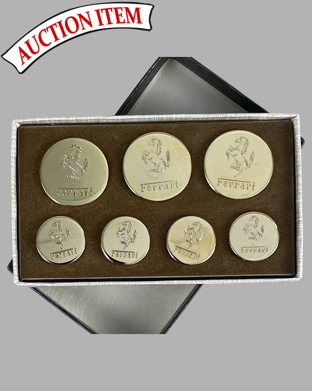 Complete set of 7 Ferrari blazer buttons