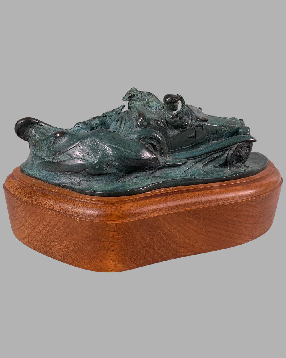 MGTC bronze sculpture by Larry Braun, 1985 3