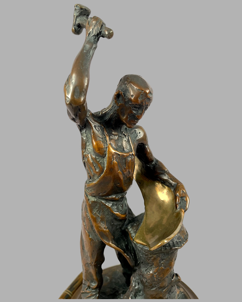 The Panel Beater bronze sculpture by Larry Braun, 1990 2