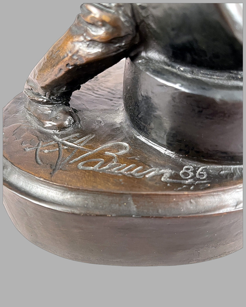 Two for the Track bronze sculpture by Larry Braun, 1986 5