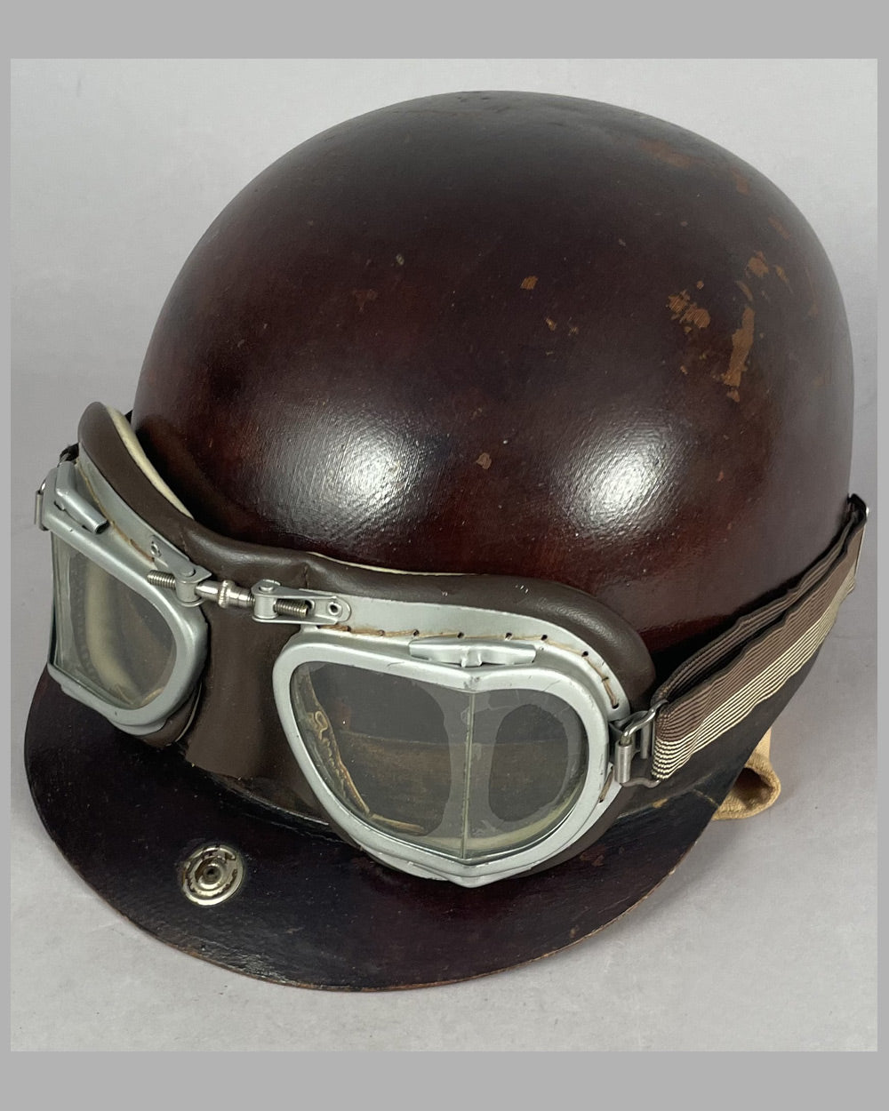 1950’s Herbert Johnson racing helmet, U.K., autographed by Juan Manuel Fangio 2