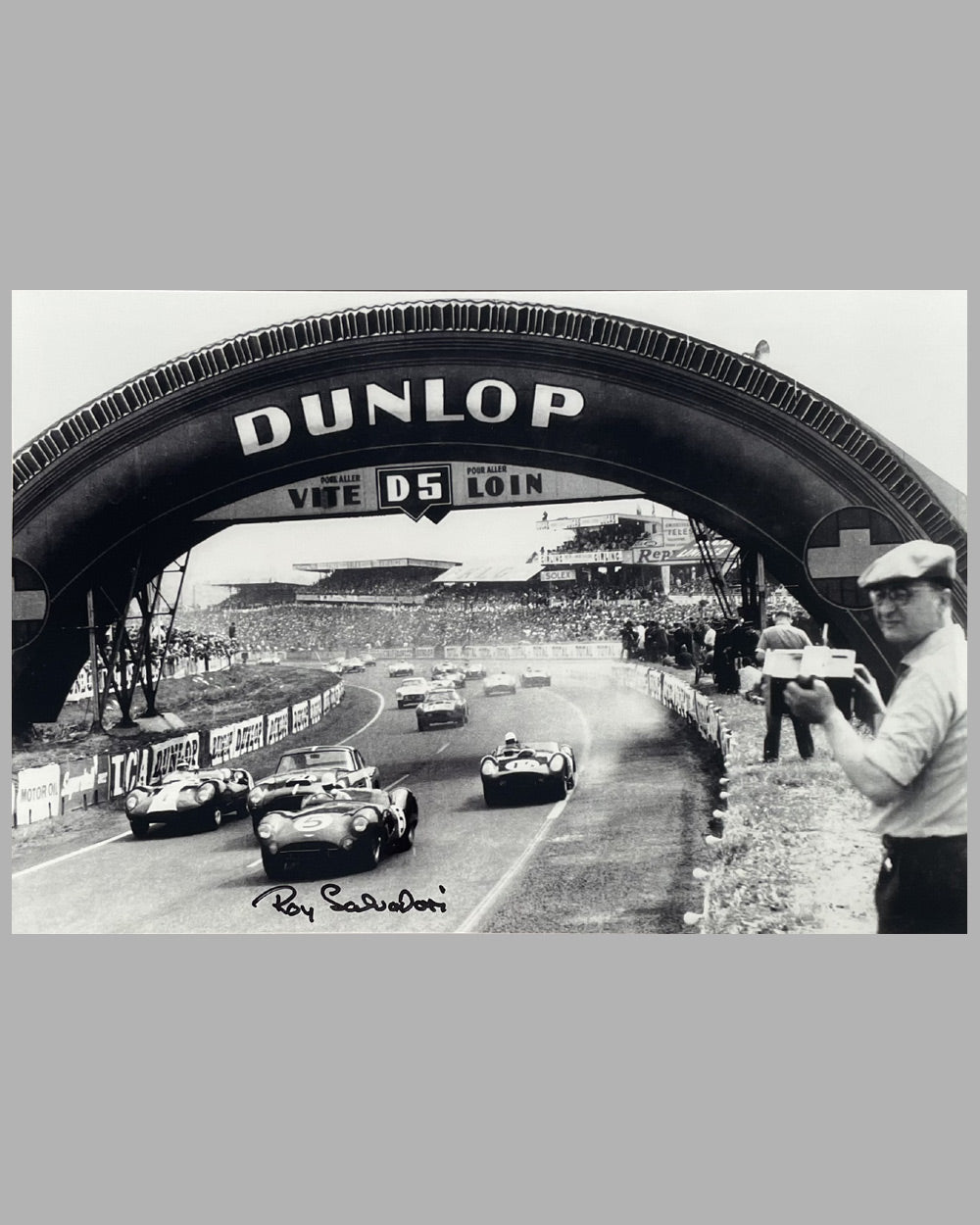 Start of The 24 Hours of Le Mans in 1959 b&amp;w photograph, autographed by Roy Salvadori