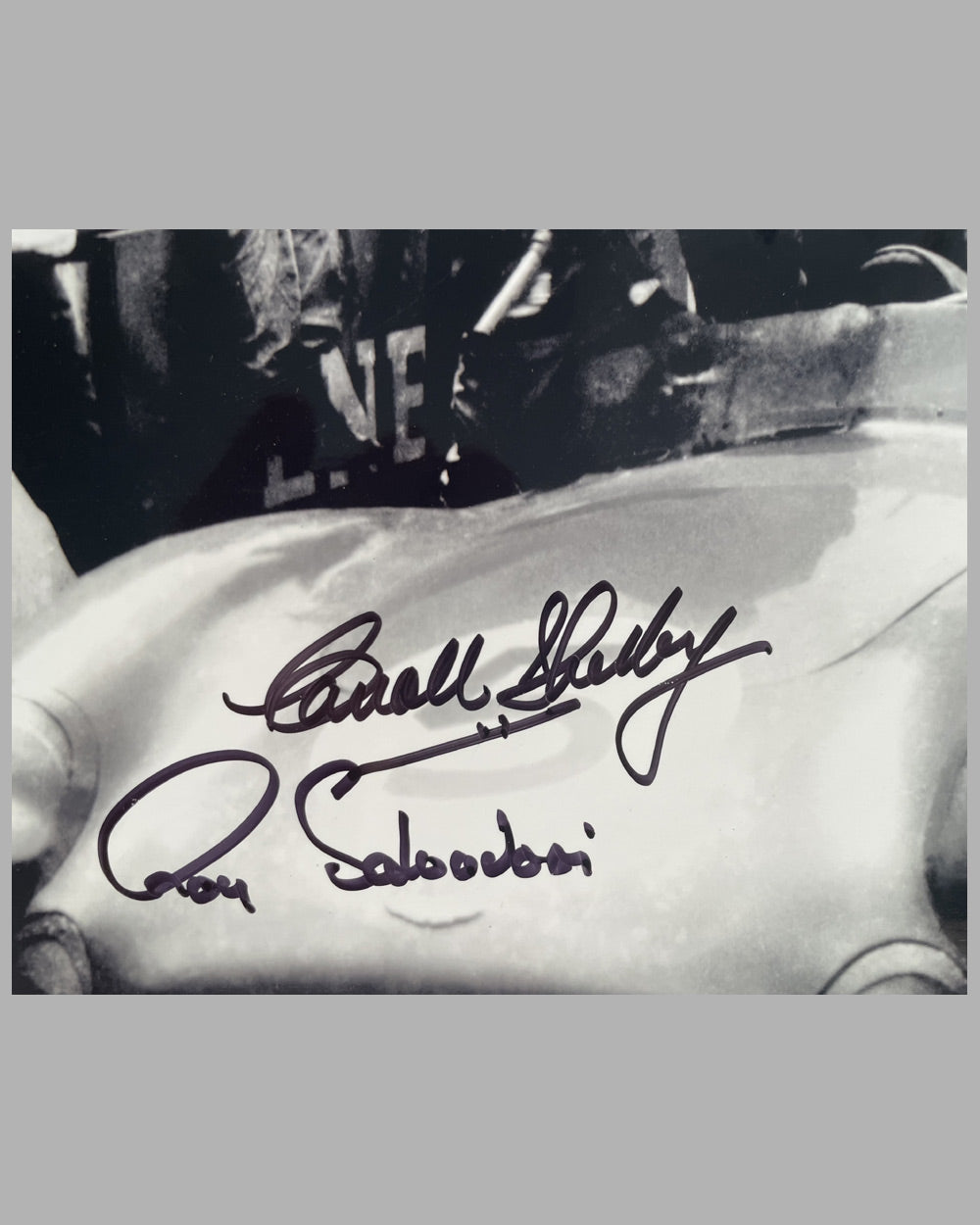 1959 24 Hours of Le Mans b&amp;w photograph, autographed by Shelby and Salvadori 2