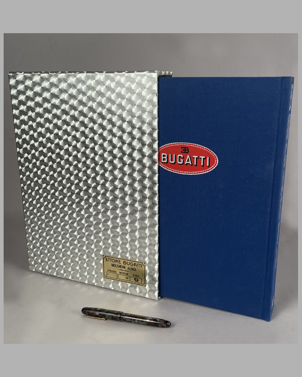 Bugatti Magnum book by Hugh Conway and Maurice Sauzay, 1st