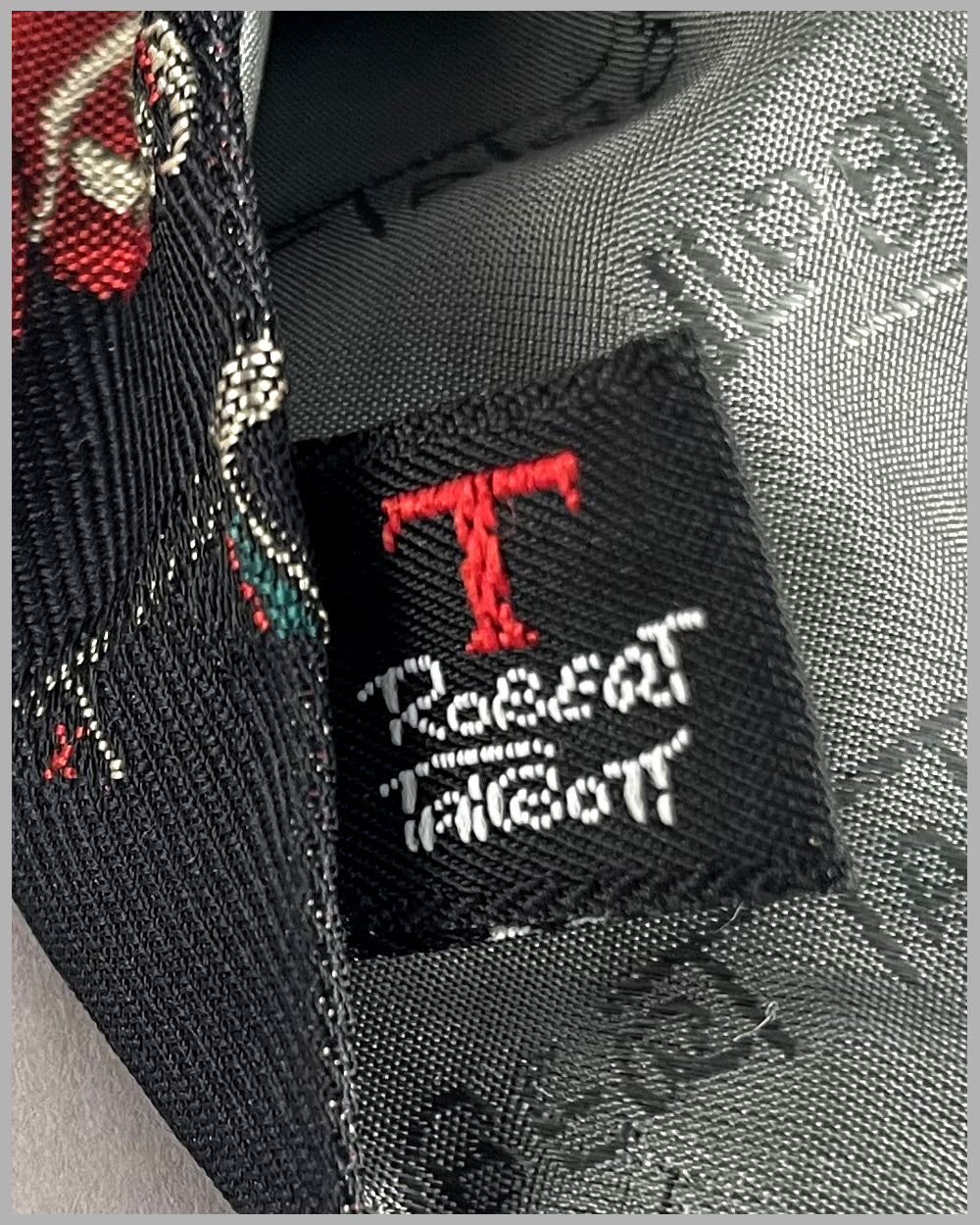 Neck tie by Robert Talbot, from the 1990’s Carmel by the Sea 4