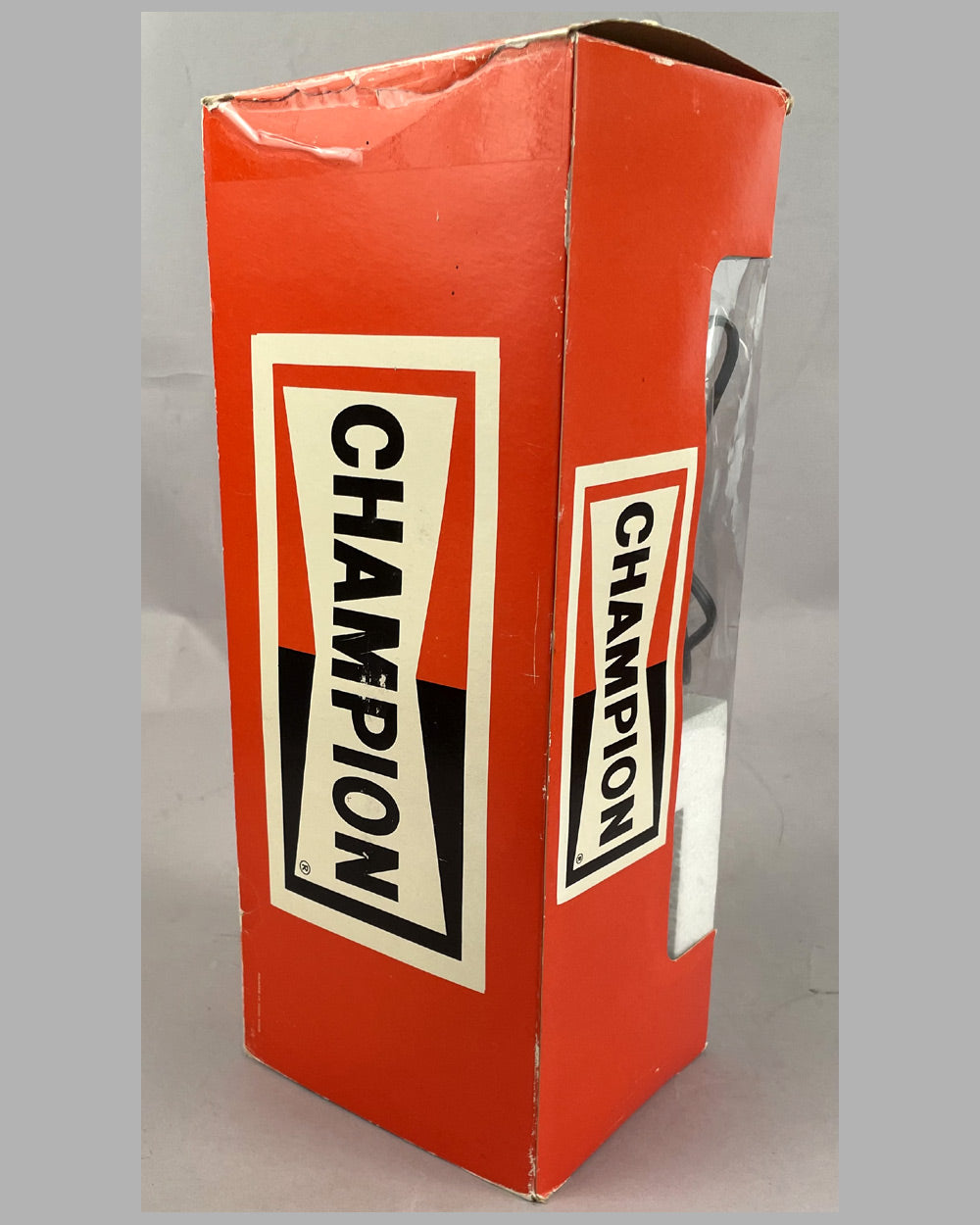 Champion spark plug promotional AM / FM radio, 1960’s 3