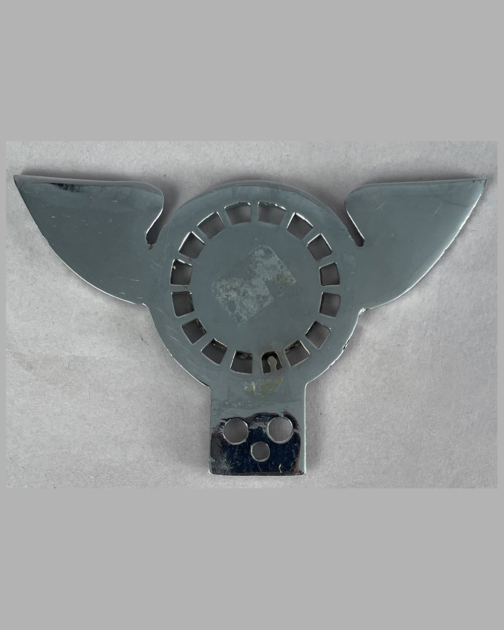 Chiltern Car Club, U.K. grill badge, ca. 1920’s 2