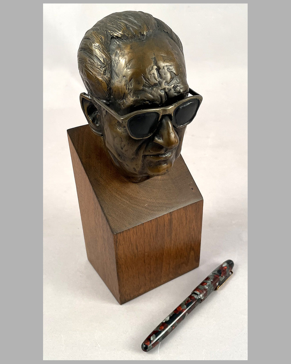 Enzo Ferrari bronze bust by Larry Braun, 1989 2