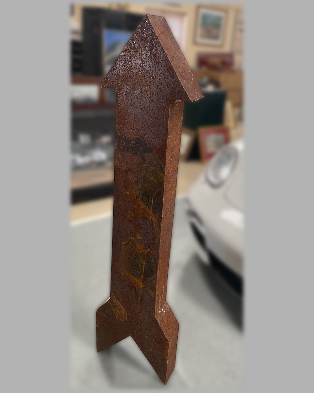 Large metal arrow sign 3