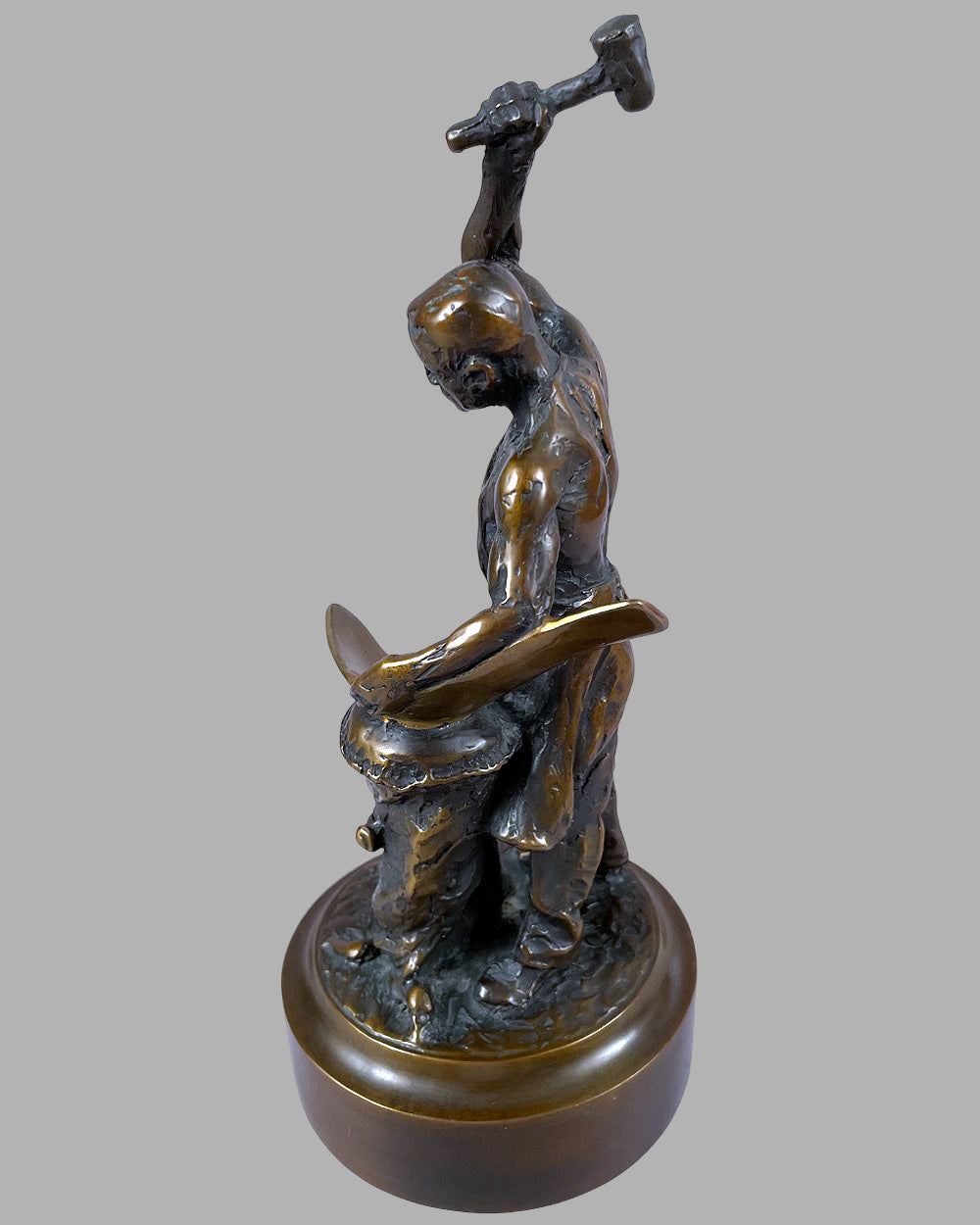 The Panel Beater bronze sculpture by Larry Braun, 1990 3