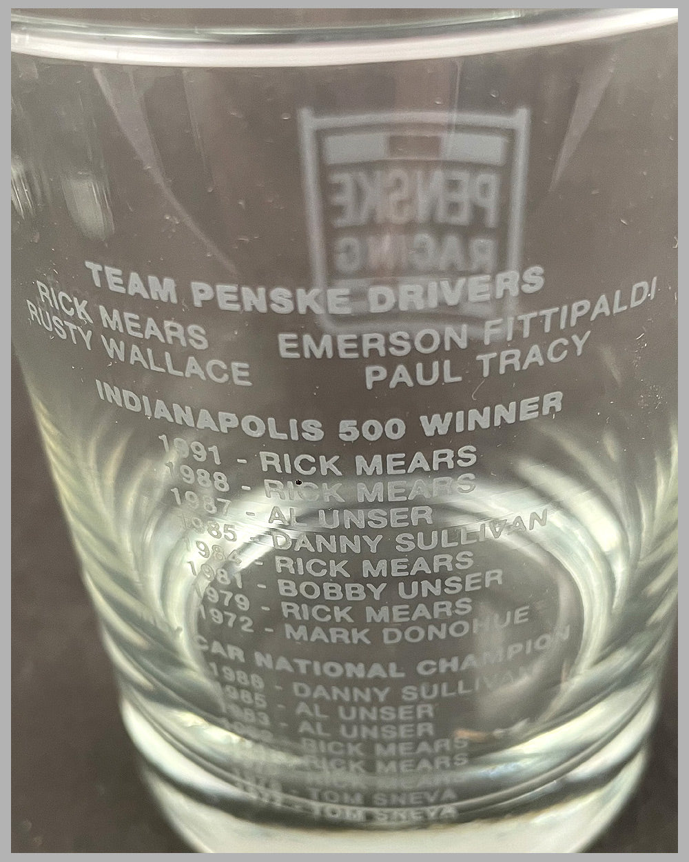 Set of four Penske Racing cocktail glasses, 1991 3