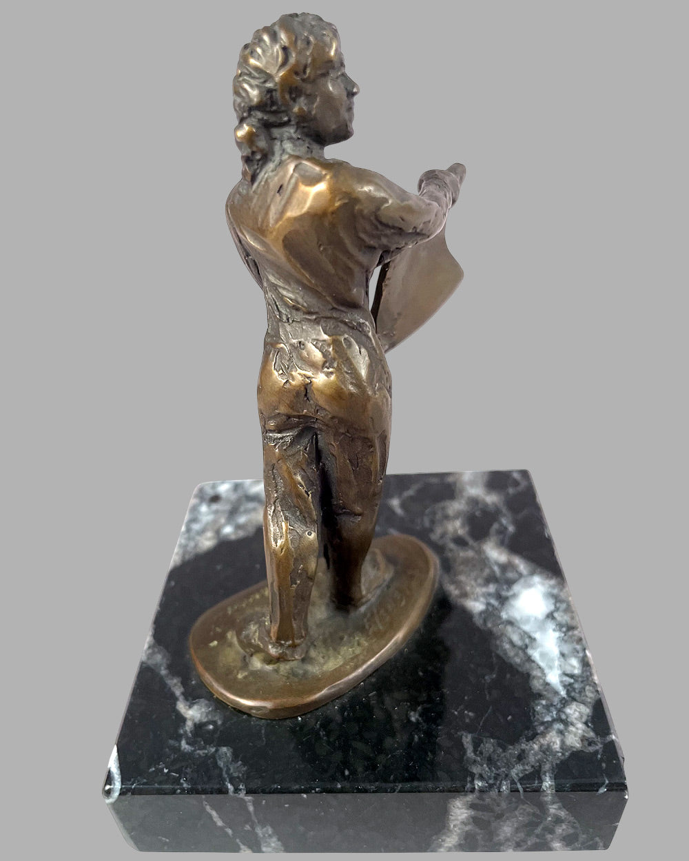 The Pit Board Holder bronze sculpture by Larry Braun, 1991 3