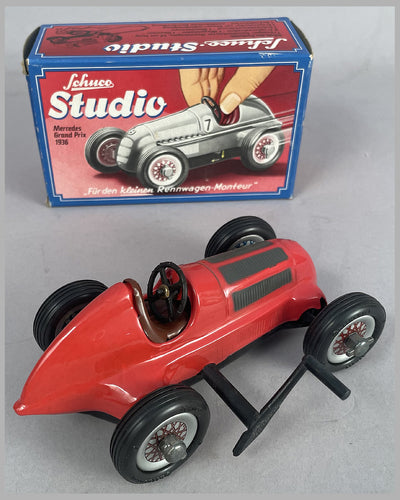 Schuco Studio 1050 1936 Mercedes Grand Prix metal toy 2