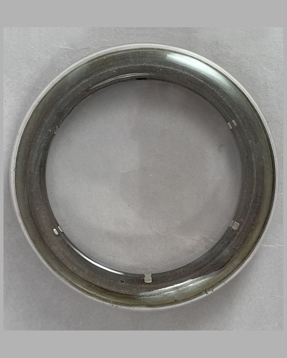 Glass ashtray depicting a wheel and tire 3