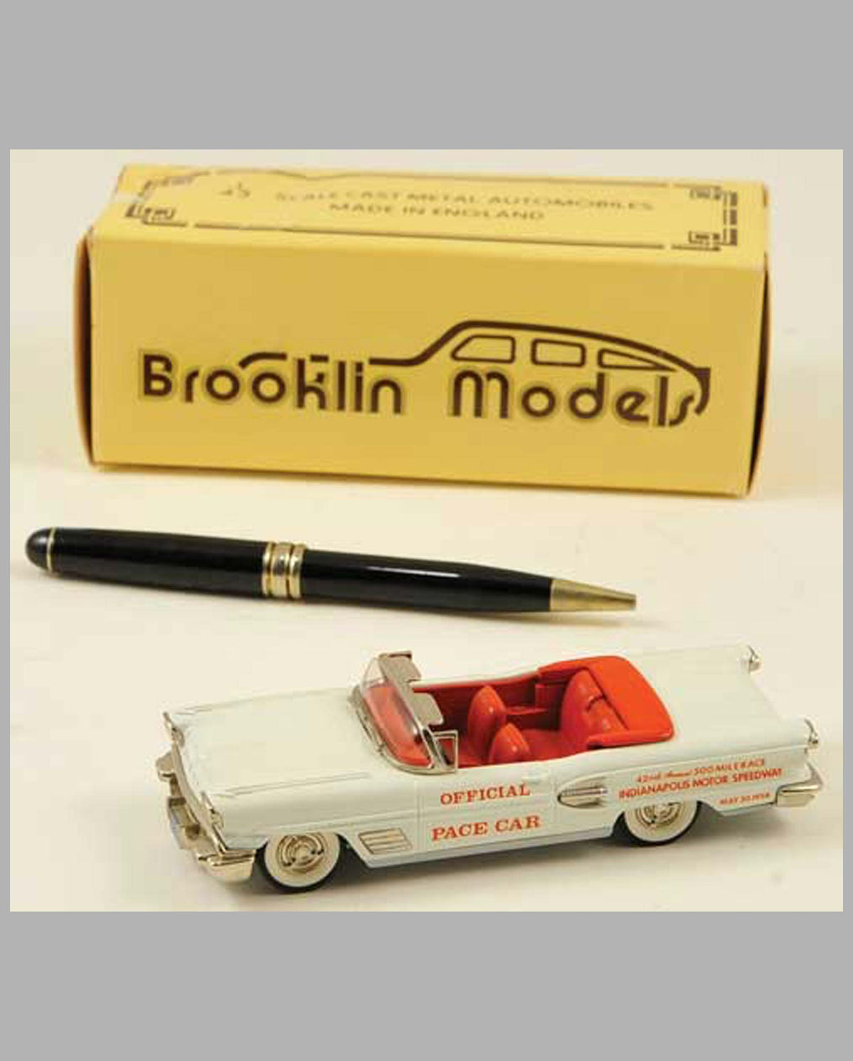 1958 Pontiac Bonneville Indy 500 Pace Car model by Brooklin