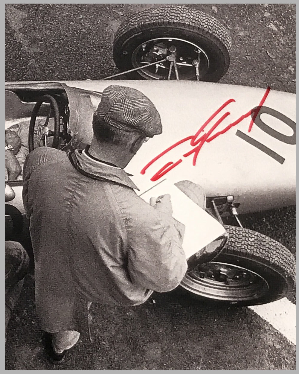 1962 Dan Gurney photo, autographed closeup