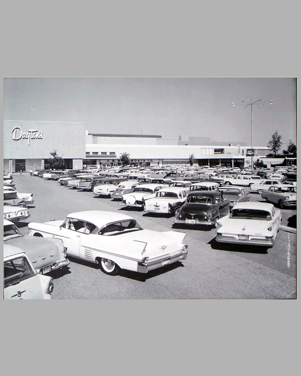 1961 large period photograph, Minneapolis Shopping Center