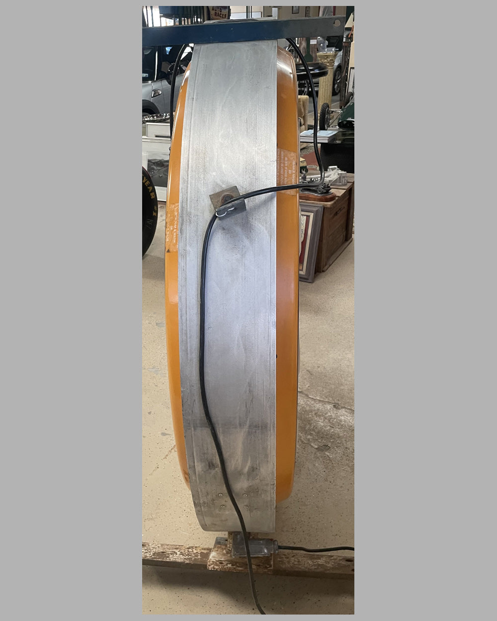 Alfa Romeo large illuminated dealership sign, 1960&#39;s to 1970&#39;s 9