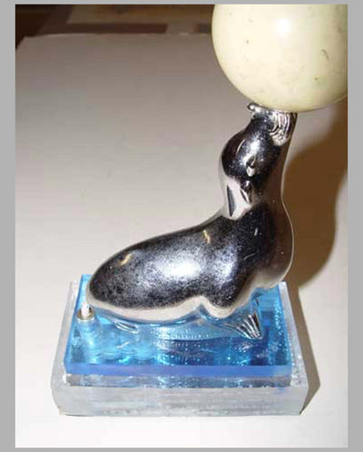 Balancing Seal accessory mascot by Blackstone Co., 1950 right
