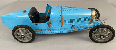 Bugatti T35 model by Art Collection/Fontenelle, 1/8 scale