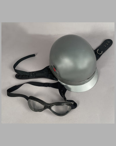 Open face helmet and large old fashioned aviator goggles 4