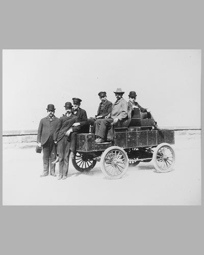 1900's Omnibus b&w photograph