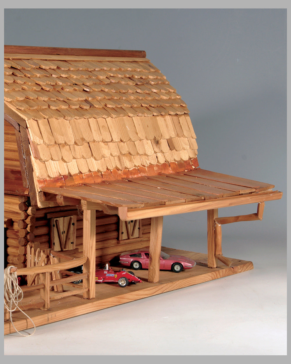 Swiss Log Barn diorama by Dale Daigle, USA 3