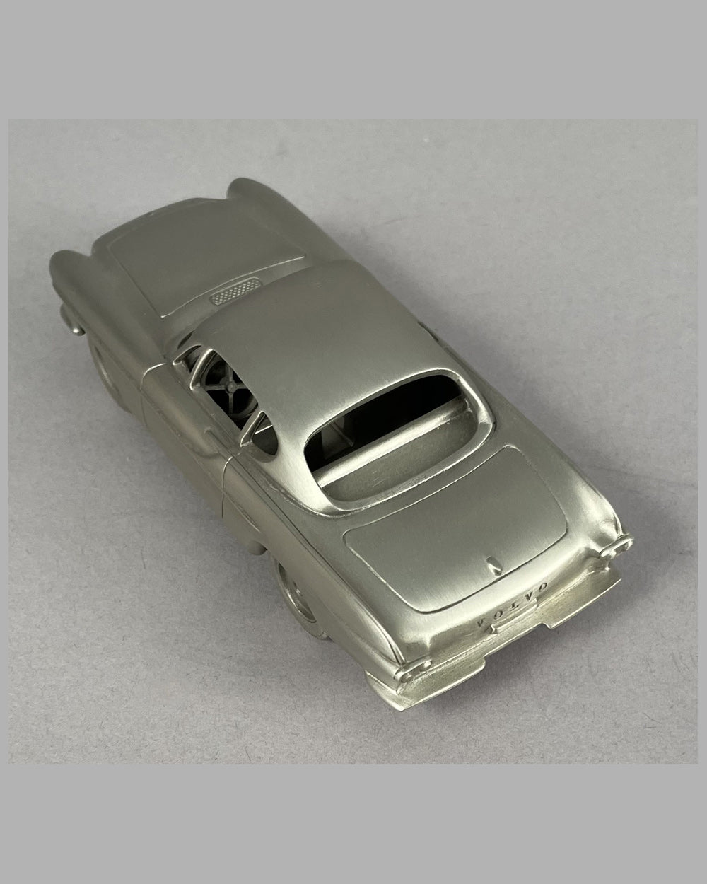 1967 Volvo 1800S pewter model by the Danbury mint 3